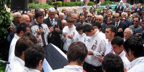 Vefa klibinde yer alan Beşiktaşlıların hayat hikayeleri - Görsel 12