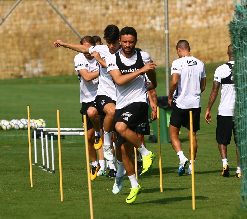 İşte Beşiktaş'ın bugünkü idmanından kareler! - Görsel 12