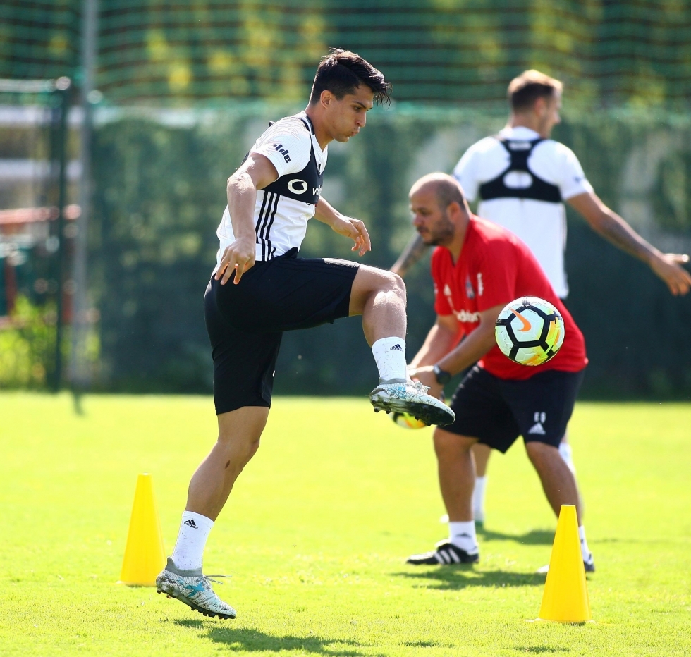İşte Beşiktaş'ın bugünkü idmanından kareler! - Görsel 7