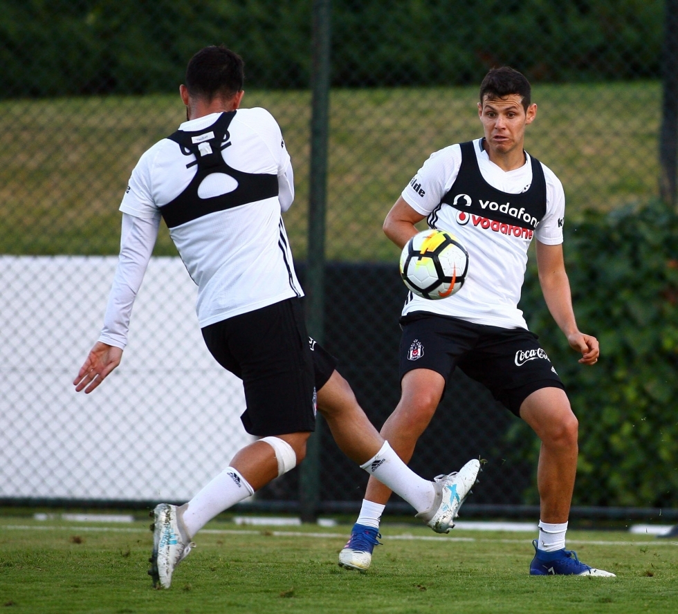 İşte Beşiktaş'ın akşam idmanından kareler! - Görsel 15