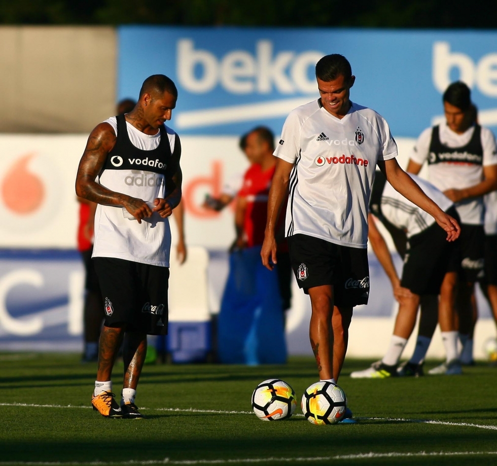 İşte Beşiktaş'ın akşam idmanından kareler! - Görsel 17
