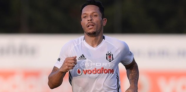 Beklenen transferler sonrasında Beşiktaş'ın ilk 11'i! - Görsel 5