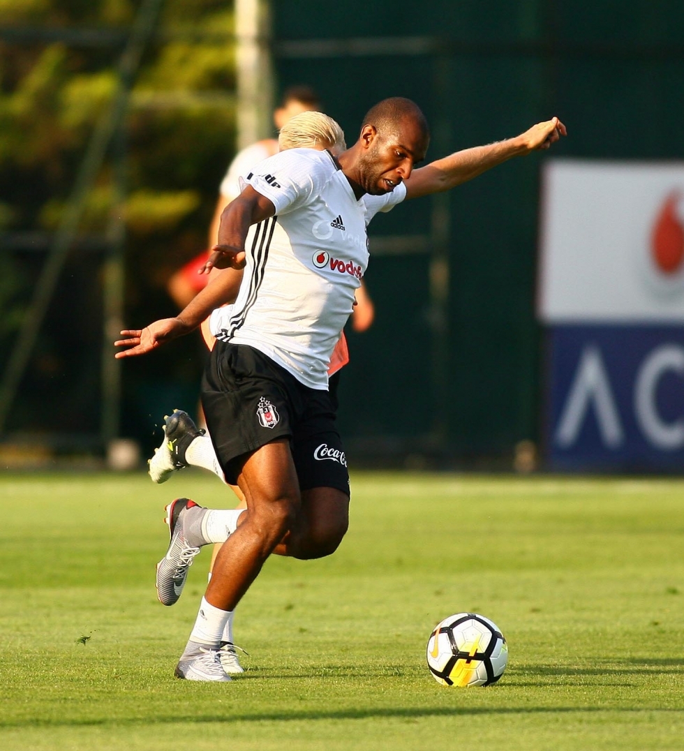 İşte Beşiktaş'ın bugünkü idmanından kareler! - Görsel 12