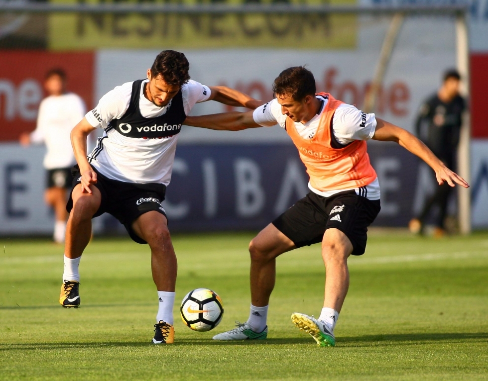 İşte Beşiktaş'ın bugünkü idmanından kareler! - Görsel 17
