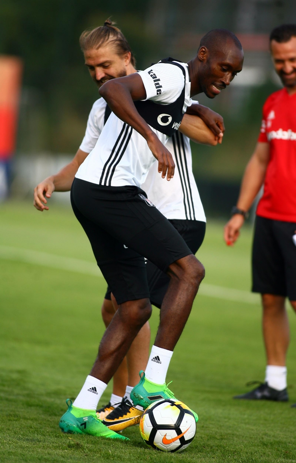 İşte Beşiktaş'ın bugünkü idmanından kareler! - Görsel 18