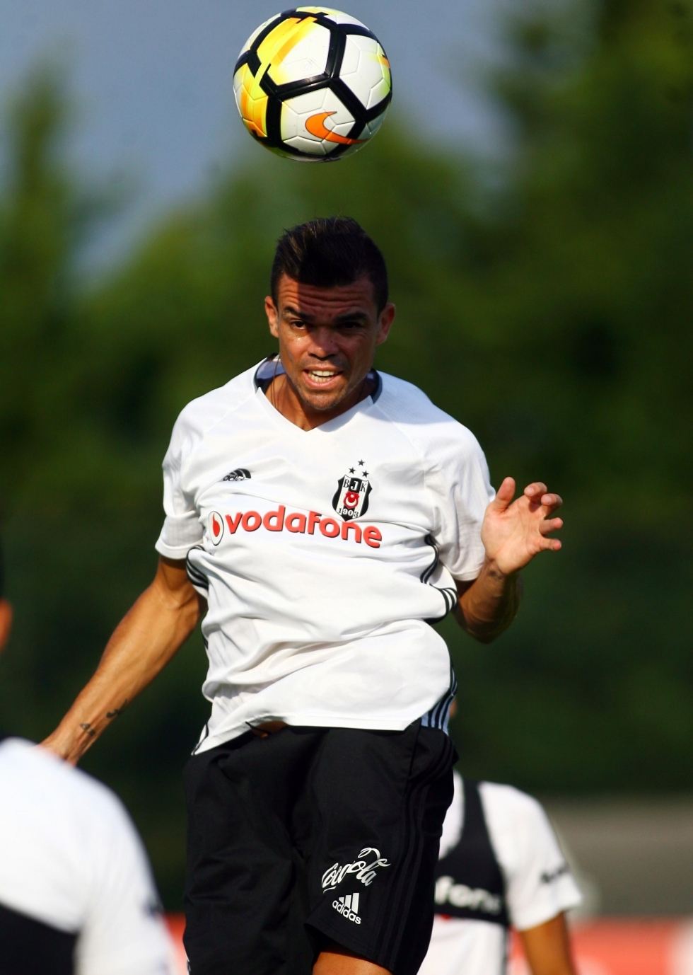 İşte Beşiktaş'ın bugünkü idmanından kareler! - Görsel 21