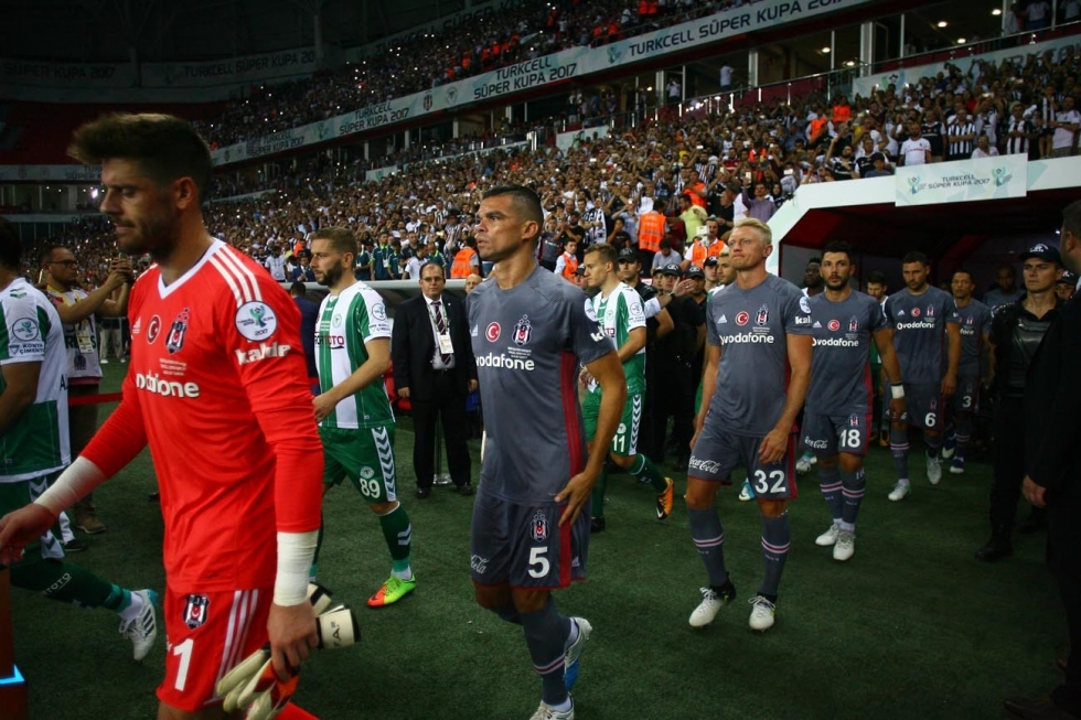 İşte Beşiktaş-Atiker Konyaspor mücadelesinden kareler! - Görsel 10
