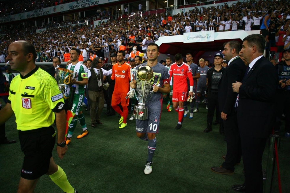 İşte Beşiktaş-Atiker Konyaspor mücadelesinden kareler! - Görsel 11
