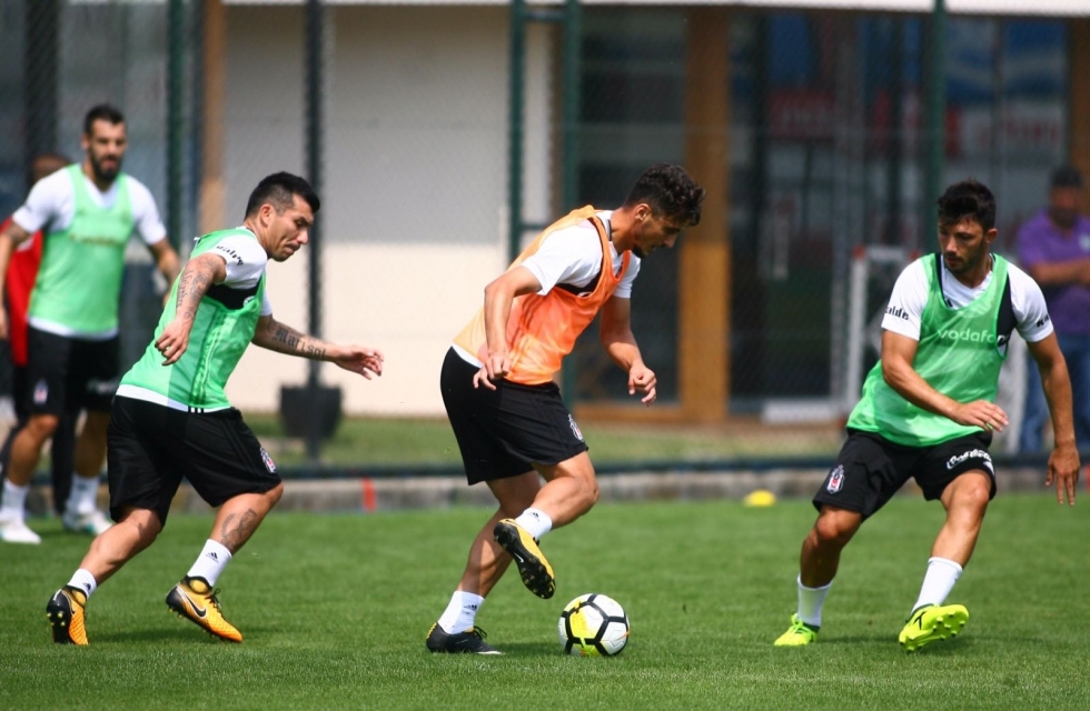 İşte Beşiktaş'ın bugünkü idmanından kareler! - Görsel 1