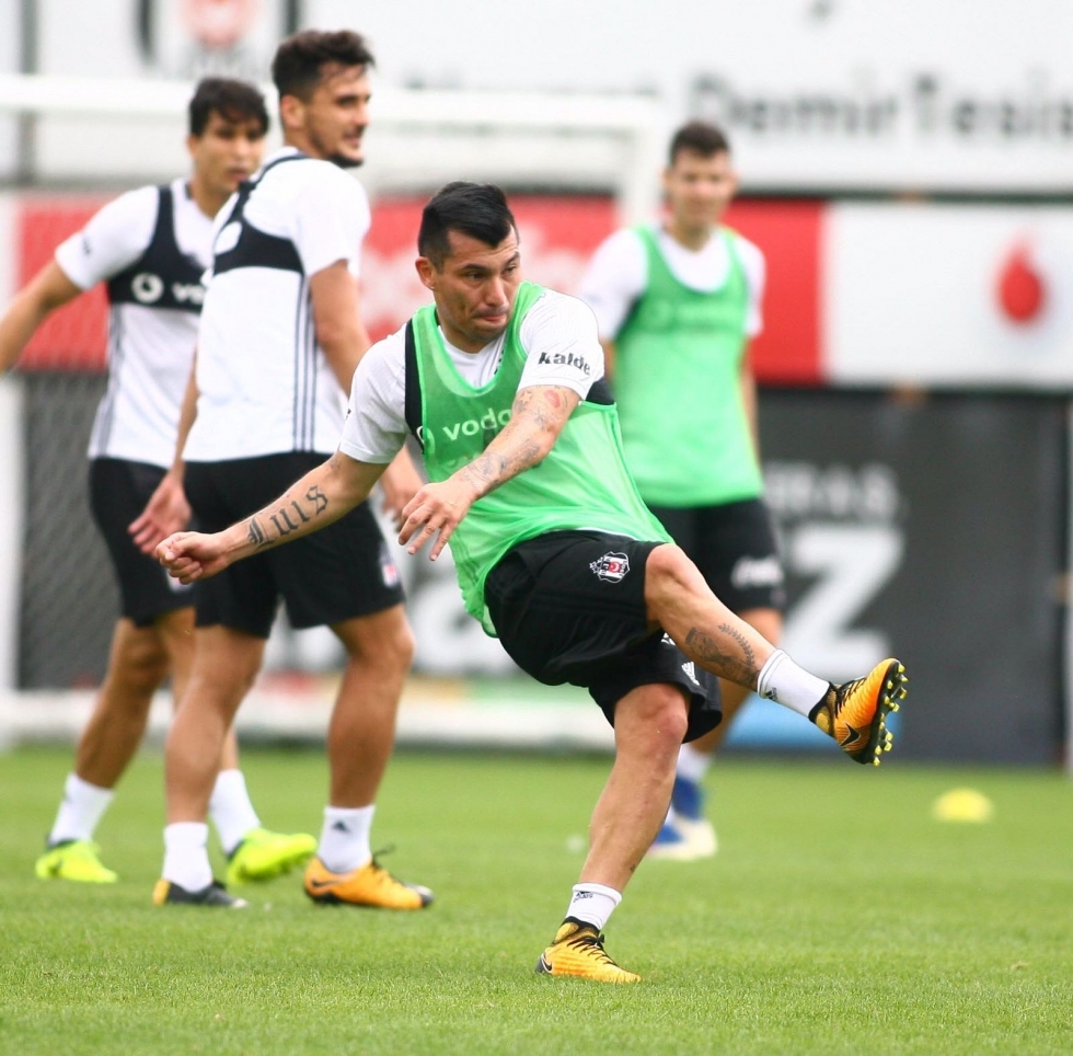 İşte Beşiktaş'ın bugünkü idmanından kareler! - Görsel 10