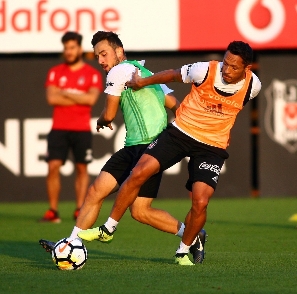 İşte Beşiktaş'ın bugünkü idmanından kareler! - Görsel 15