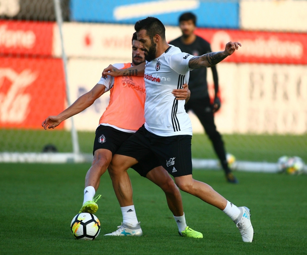 İşte Beşiktaş'ın bugünkü idmanından kareler! - Görsel 9